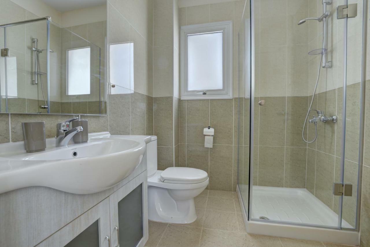 Villa Nissi Gold Ajía Nápa Kültér fotó
